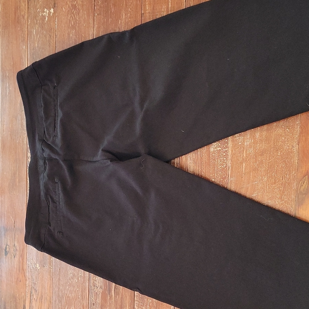 Black capris - Picture 4 of 4